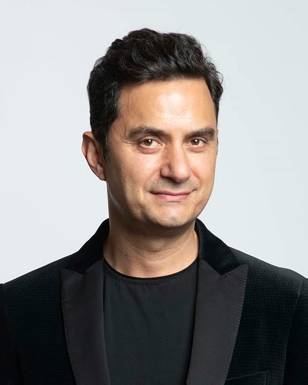 Bekir Ünlüataer